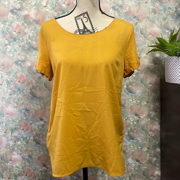 Le Chateau High/Lo Top - Picture 1 of 5